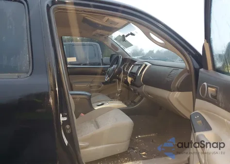 2014 Toyota Tacoma Base V6 z USA, uszkodzony, nr VIN 3TMMU4FN8EM071791